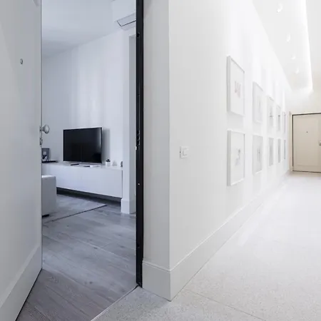 With Balcony - Collection * Milano