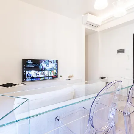 With Balcony - Collection Daire Milano